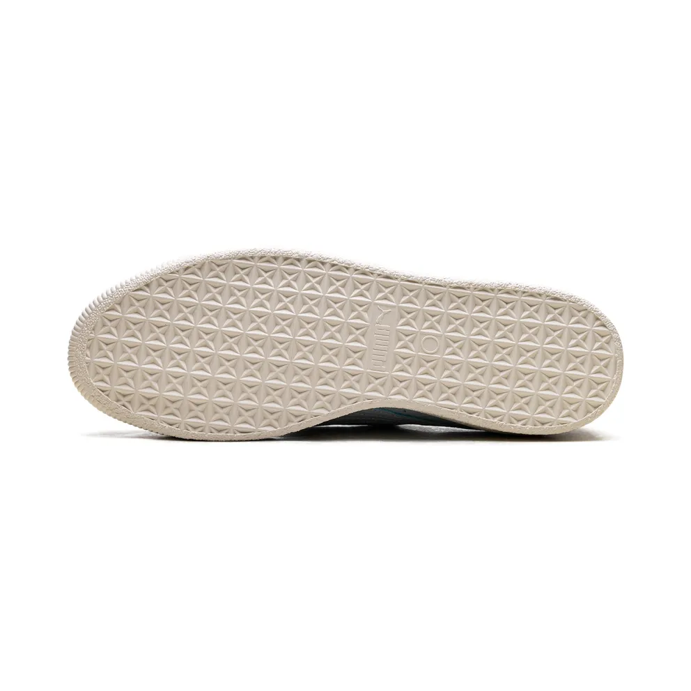 Puma Clyde Premium “Frosted Dew” (394834-02)