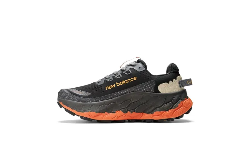 New Balance Fresh Foam X More Trail v3 Black Cayenne (MTMORCK3)