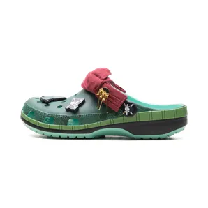 Crocs Classic Clog "One Piece Roronoa Zoro" (212953-90H)