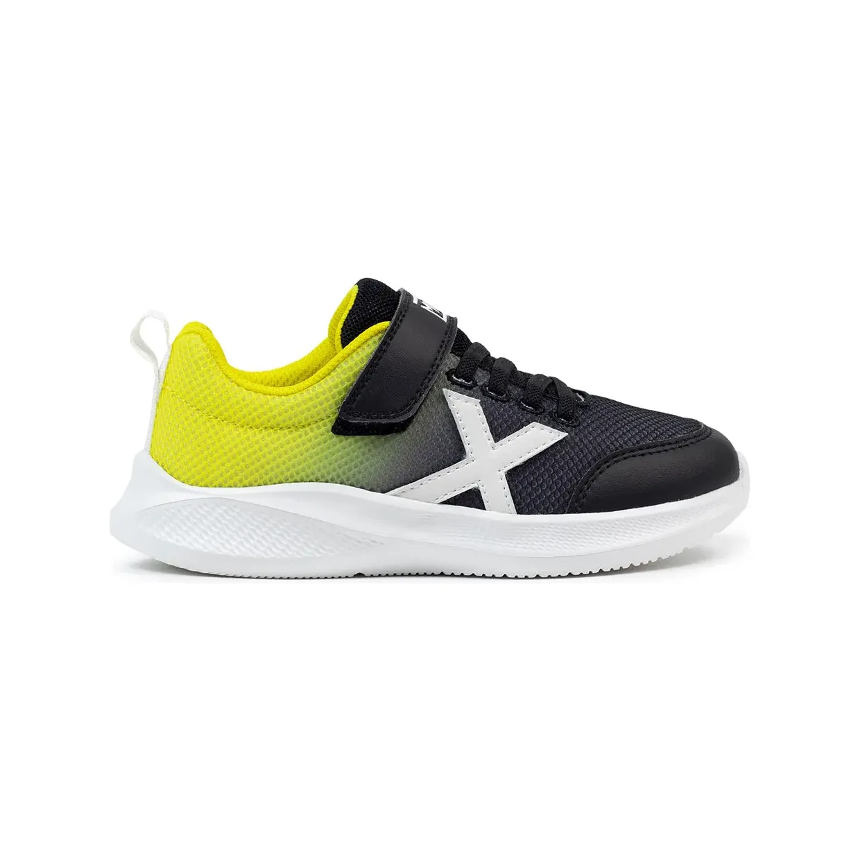 munich-sneaker 8935003