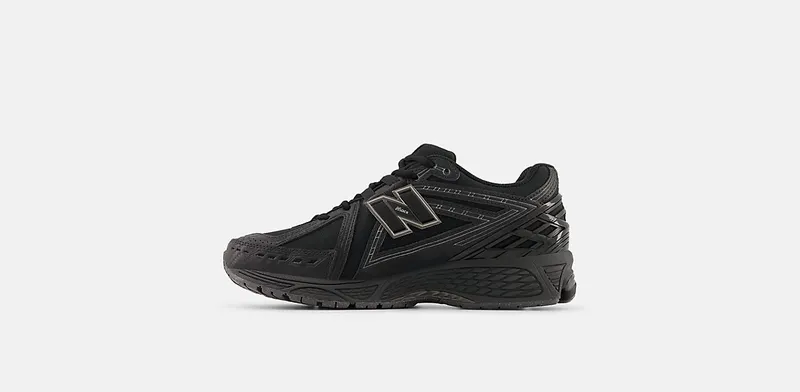 New Balance 1906 “Primaloft Black Silver Metallic” (U1906ROE)