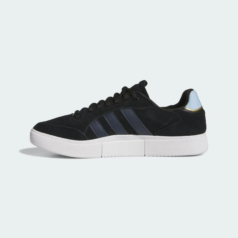 Adidas Tyshawn Low Core Black / Clear Sky / Collegiate Navy (JH8153)