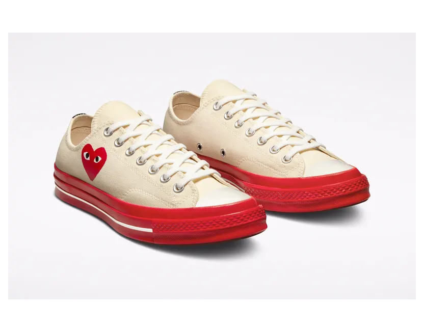 converse-chuck-taylor-all-star A01796C
