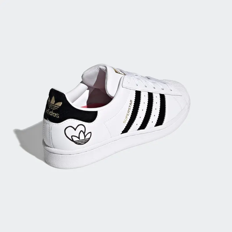 Adidas Superstar ‘Heart Logo – White’ Cloud White/Core Black/Gold Metallic (FY4755)