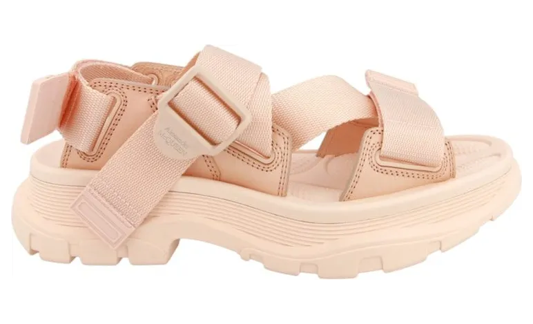 Alexander McQueen Tread-Sole Sandals Pink (667285-W4R51-7126)