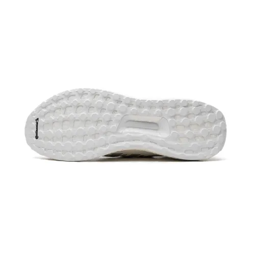 adidas-ultraboost EE3711