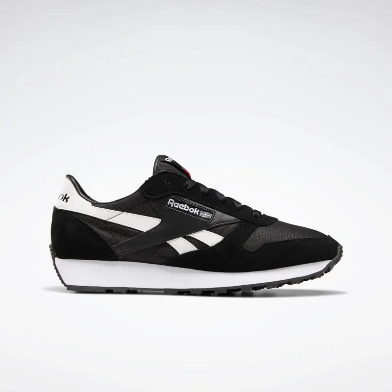 reebok-classic-leather Q47276