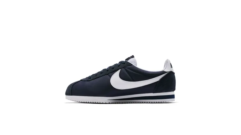 Nike Classic Cortez Nylon Obsidian / White (807472-410)