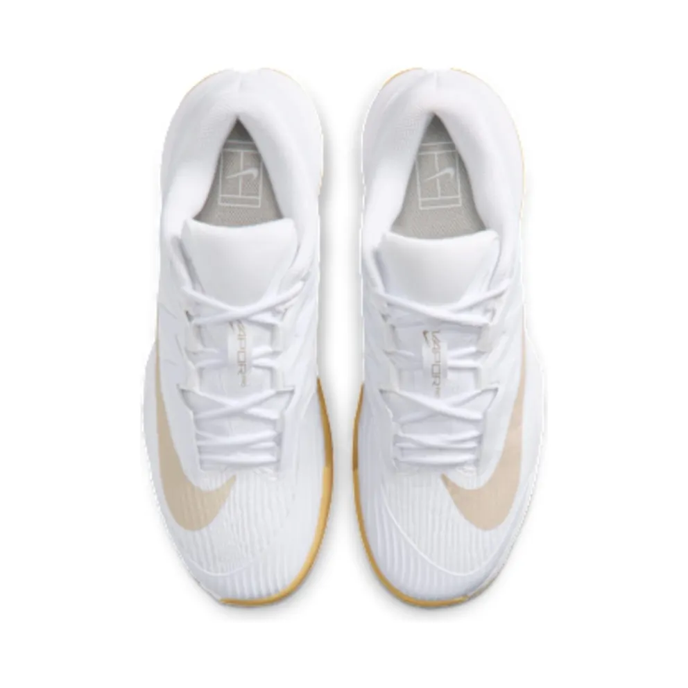Nike Vapor Pro 3 Hard Court “White / Summit White / Linen / Light Orewood Brown” (FZ2161-102)