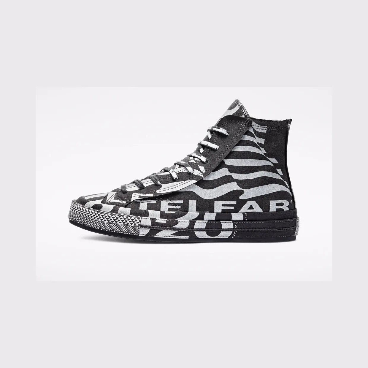 converse-chuck-taylor-all-star 169066C