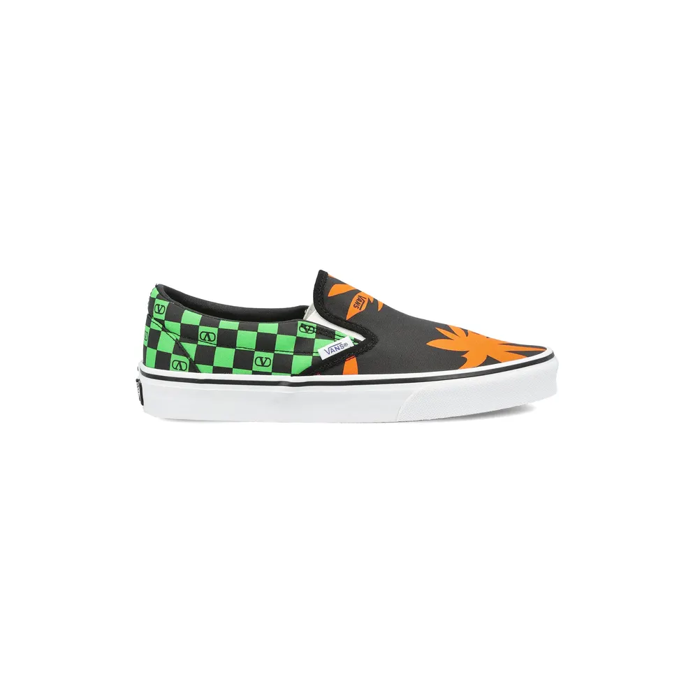 Vans X Valentino X Vans Classic Slip-on “Black/Green” (8W2S0NY9XWF BAL)