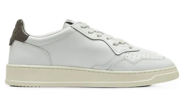 Autry Medalist Perforated-toe “Neutrals” (AULW LL28) (4)