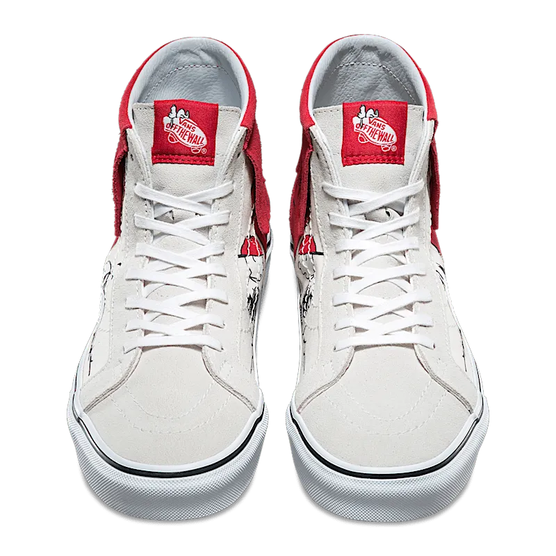 Vans Sk8-Hi Moc Peanuts Dog House Dog House/Bone (VN0A344LOQT)