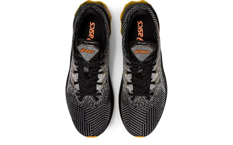 ASICS Novablast Black Sheet Rock (1011B149-001)