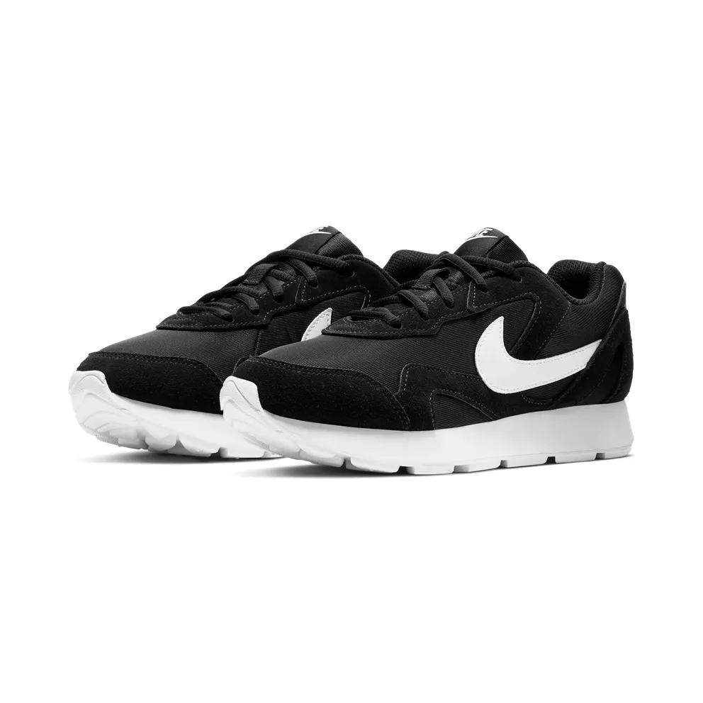 Nike Delfine “Black / White” (AQ2230-001)