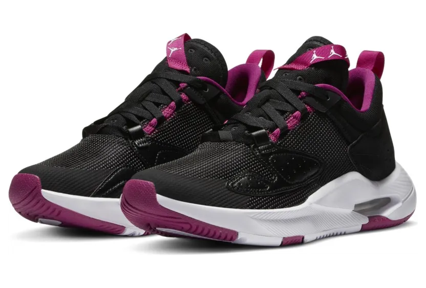 Jordan Air Cadence Schwarz (CV1761-015)