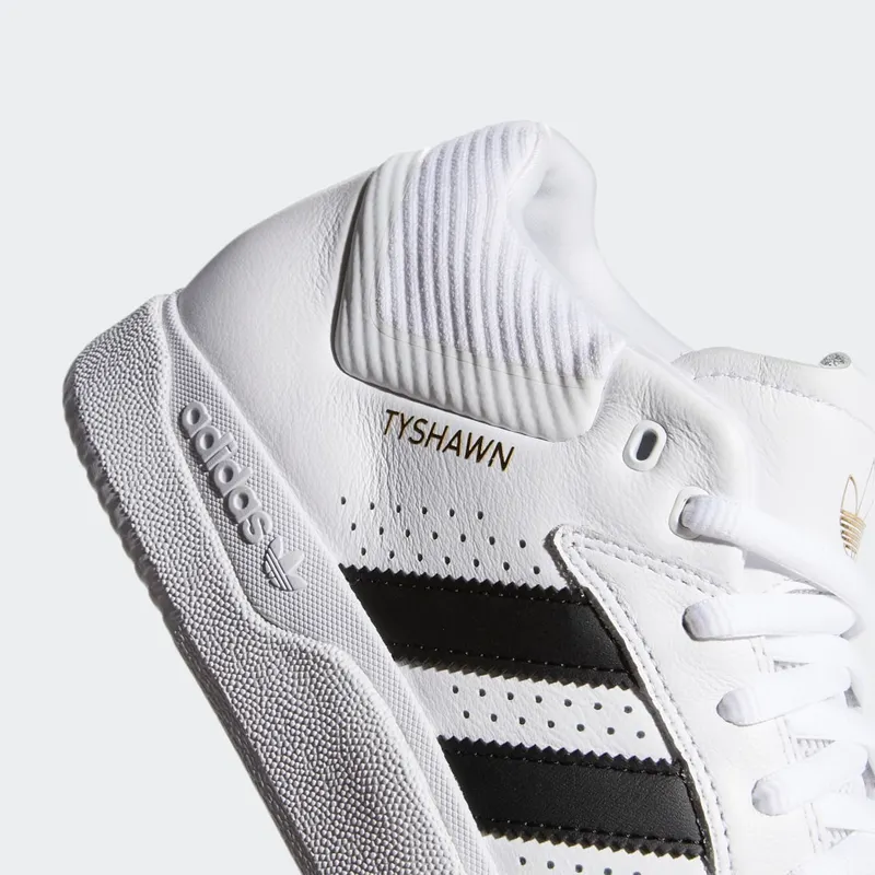 adidas Tyshawn Cloud White / Core Black / Cloud White (H04931)