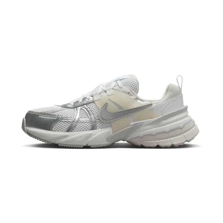 Nike V2K Run V2K “White / Platinum Tint / Pure Platinum / Metallic Silver” (FD0736-104)