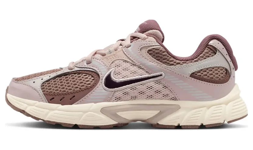 Nike V5 RNR Bruin (HQ6411-201)