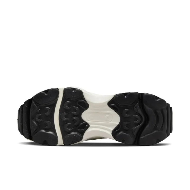 Nike Air Max Flyknit Venture Black Sail (FD2110-004)
