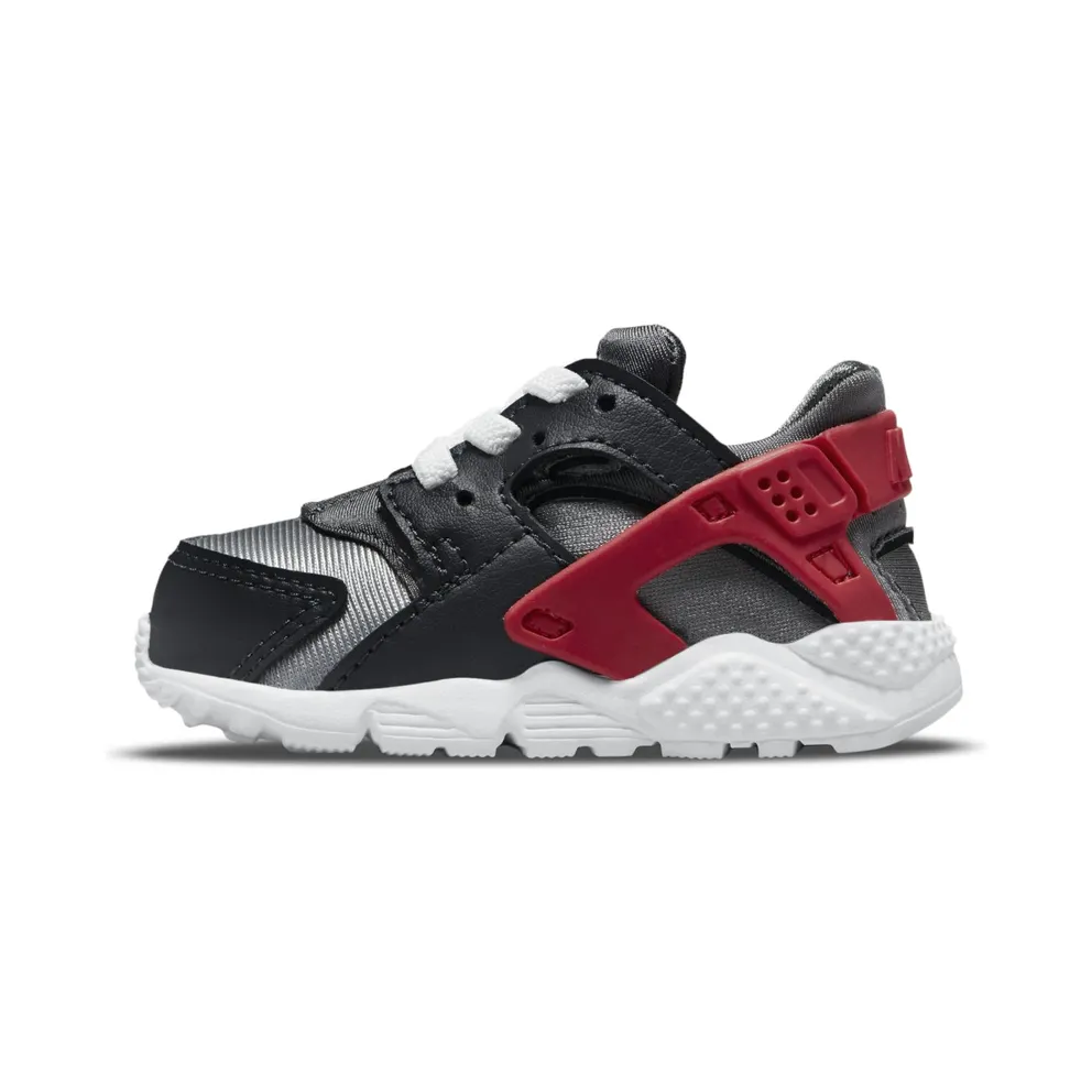 Nike Huarache Run “Dark Smoke Grey / Light Smoke Grey / Smoke Grey / University Red” (704950-041)