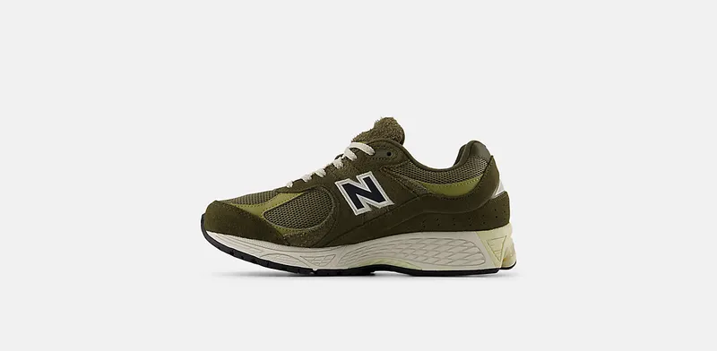 New Balance 2002R “Zalando Exclusive Olive” (M2002RZD)