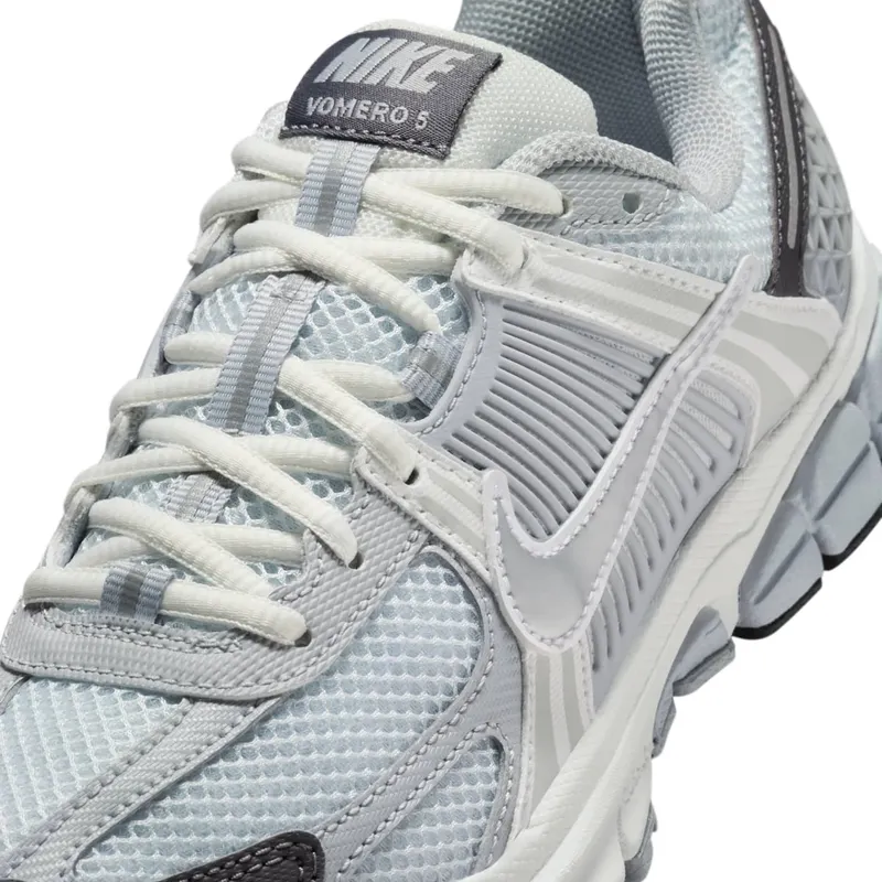 Nike Zoom Vomero 5 Pure Platinum/Summit White/Dark Grey/Metallic Silver (HF6998-008)