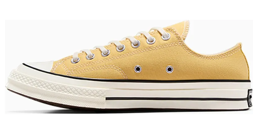 converse-chuck-taylor-all-star A10528C