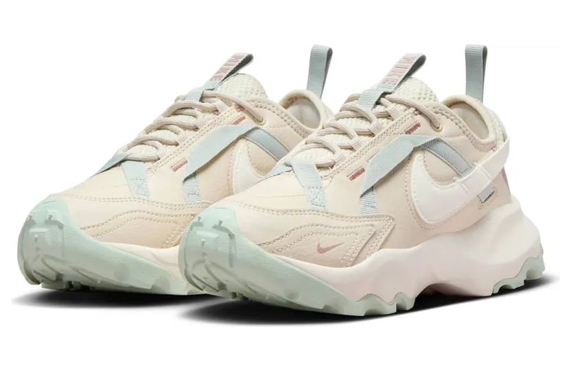nike-sneaker DD9682-102