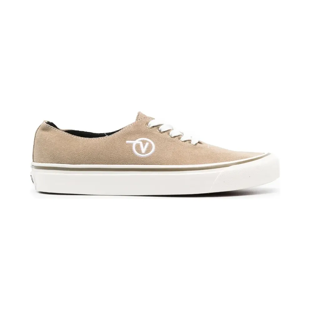 Vans Anaheim Factory Authentic One Piece DX Sneakers – Nude (VN0005UCBRC1)