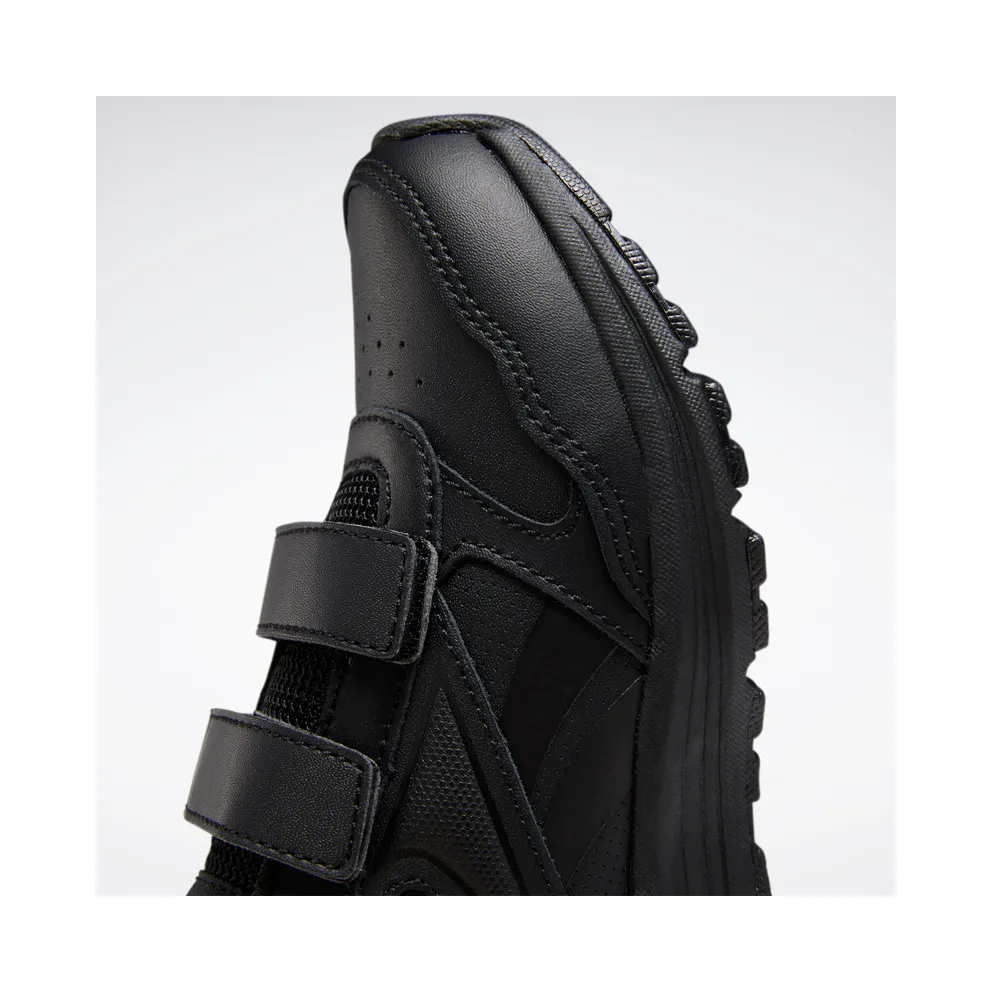 Reebok Almotio 5.0 Shoes Black / Black / Black