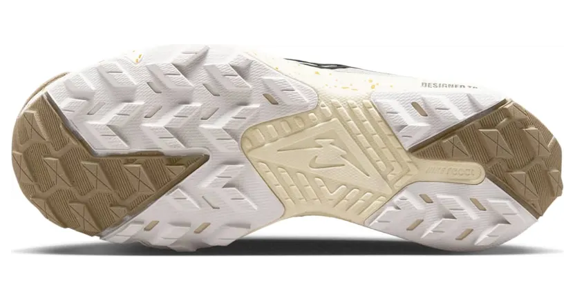 nike-terra-kiger-9 DR2693-100