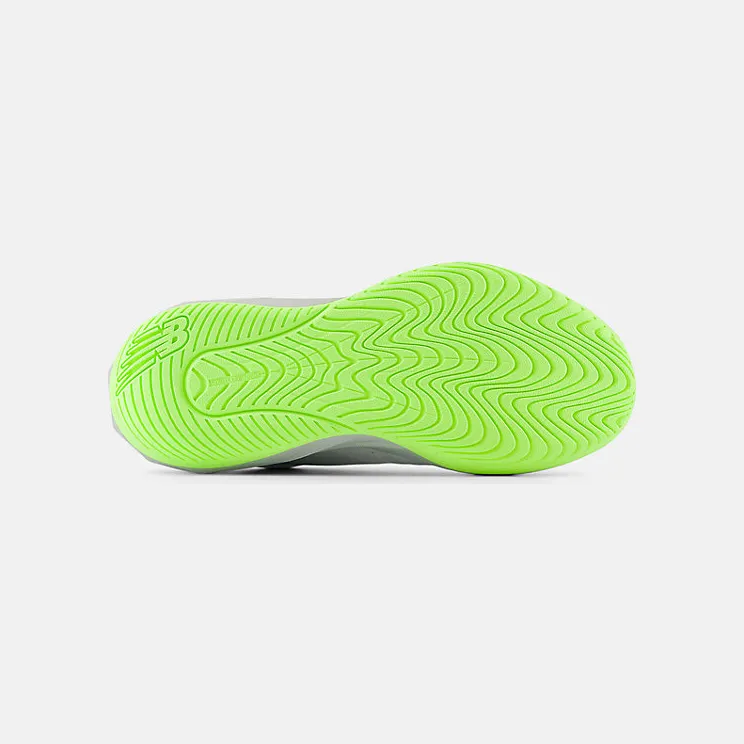 new-balance-fuelcell WCH796W4