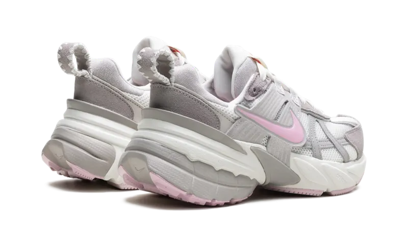 Nike V2K Run “Valentine’s Day 2025” (HV5997-161)
