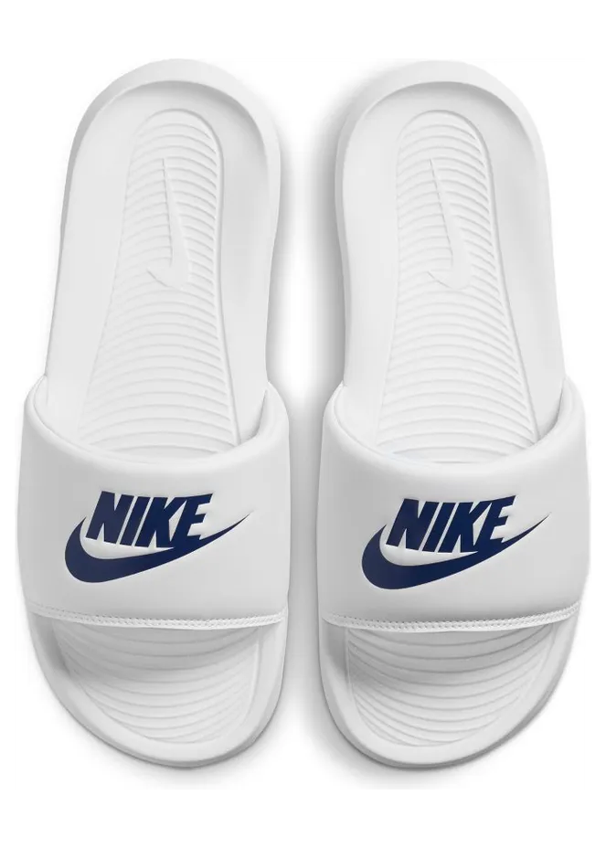 nike-victori-one CN9675-102
