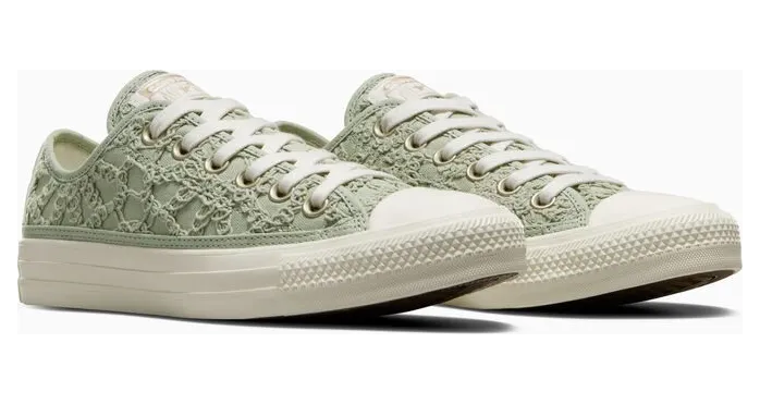 converse-chuck-taylor-all-star A06226C