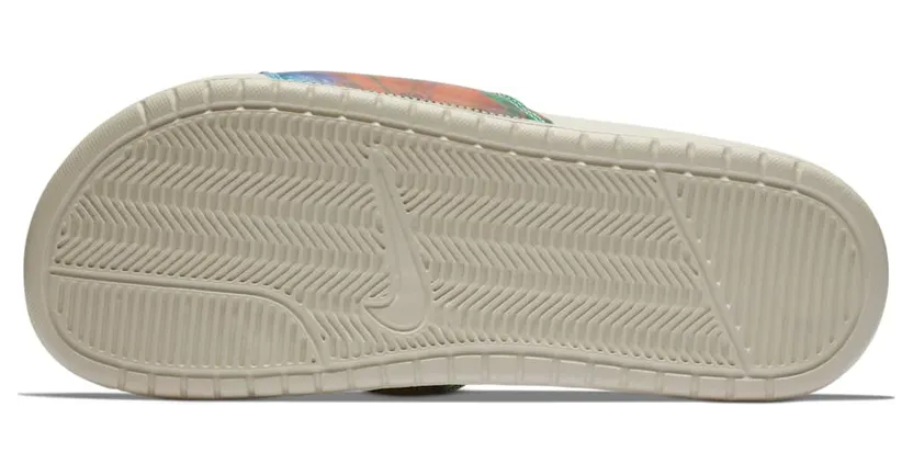 nike-benassi 631261-101