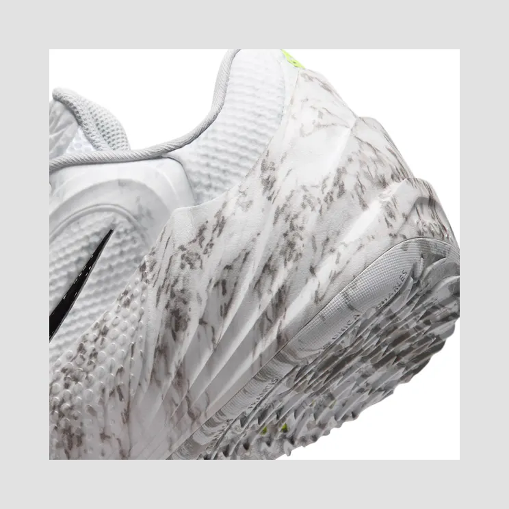 nike-giannis-freak-8 JA1403-100
