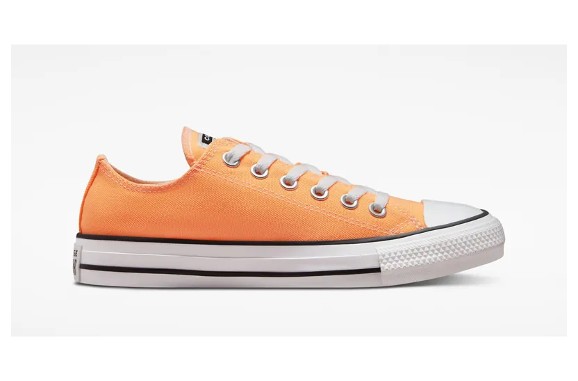 converse-chuck-taylor-all-star A04393C