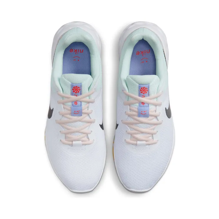 nike-revolution DO9475-100