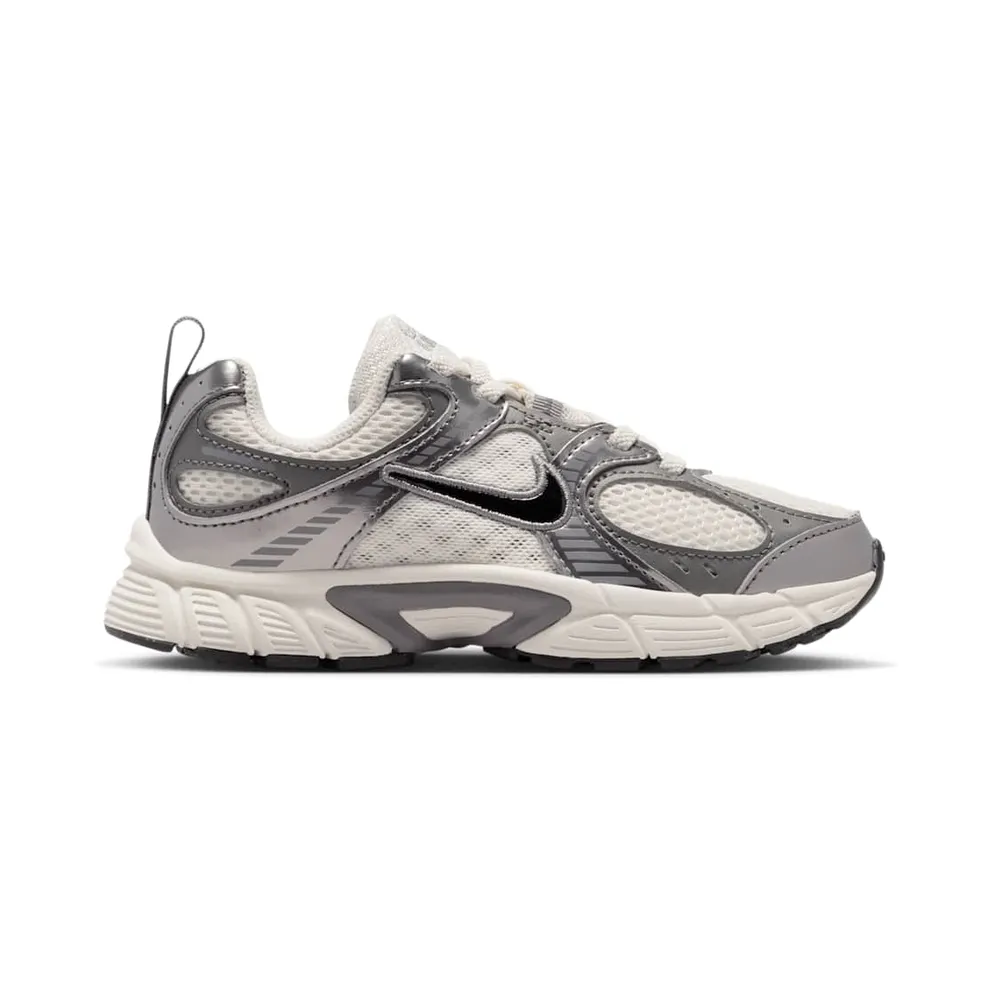Nike V5 RNR PS “Phantom Pencil Point” (HQ6412-003)