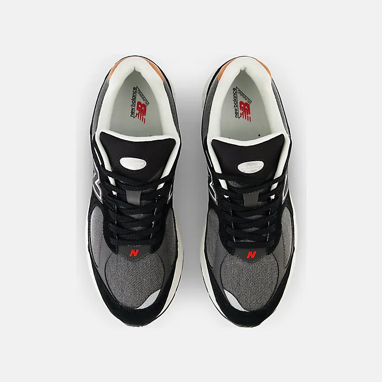 new-balance-2002r M2002REB