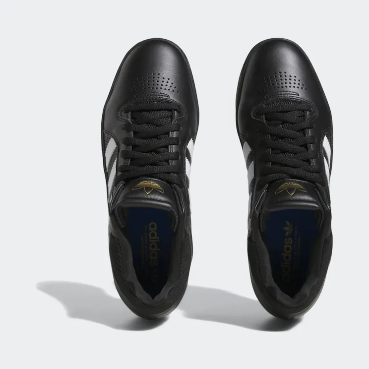 adidas-tyshawn IG5270