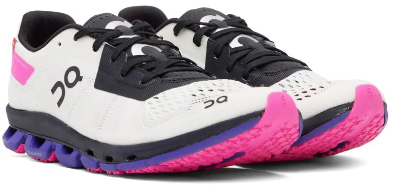 On White Cloudflash Sneakers (36.98435)
