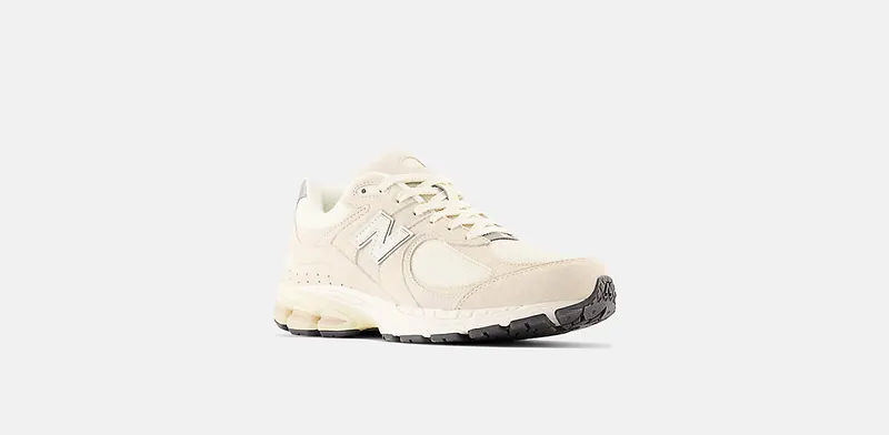 New Balance 2002R “Calm Taupe” (M2002RCC)