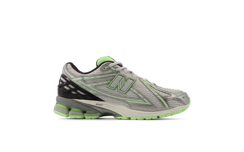 New Balance 1906R “Dark Silver Metallic Mint Flash” (U1906RCQ)