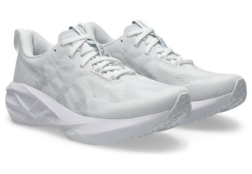 asics-novablast 1012B765-100
