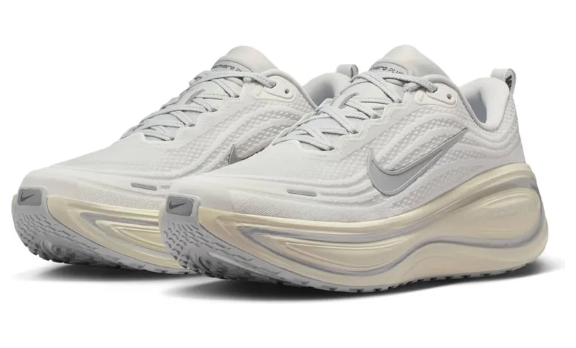nike-vomero-plus IQ0308-094