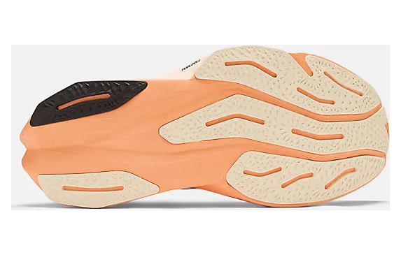 new-balance-fuelcell-rebel MFCXCO4