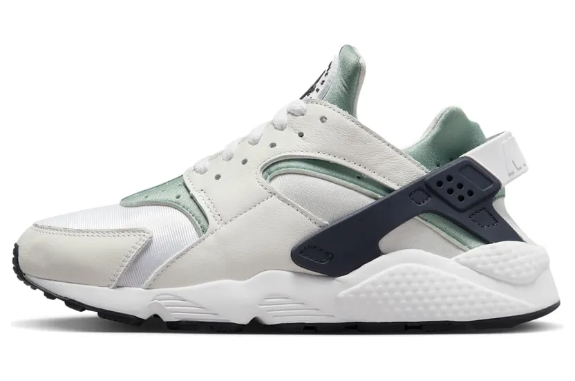 Nike Air Huarache DH4439-110